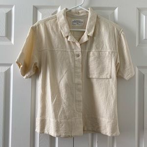 REI | Cream Short Sleeve Button Up Top